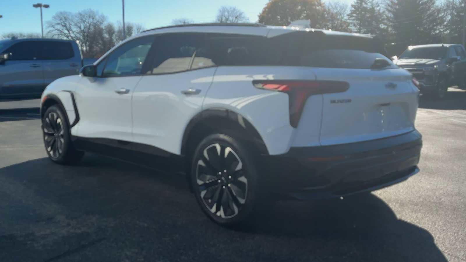 Certified 2024 Chevrolet Blazer EV RS image 4