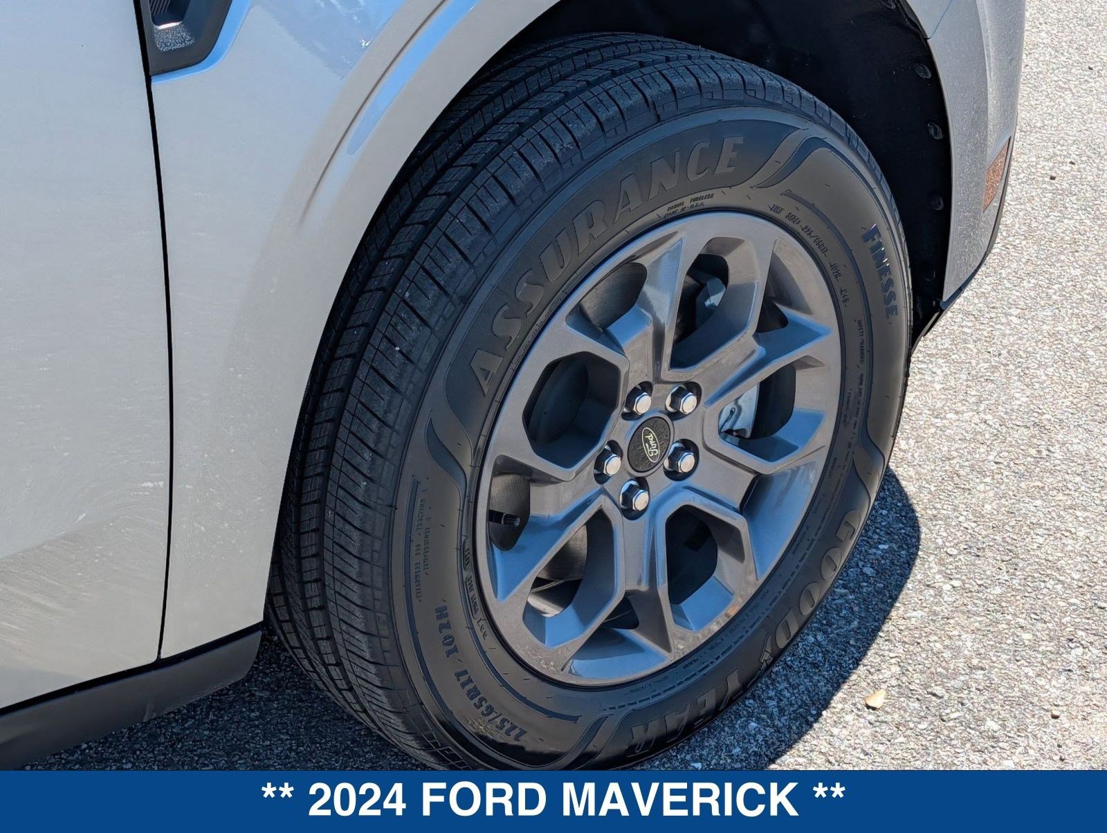 Certified 2024 Ford Maverick XLT image 12
