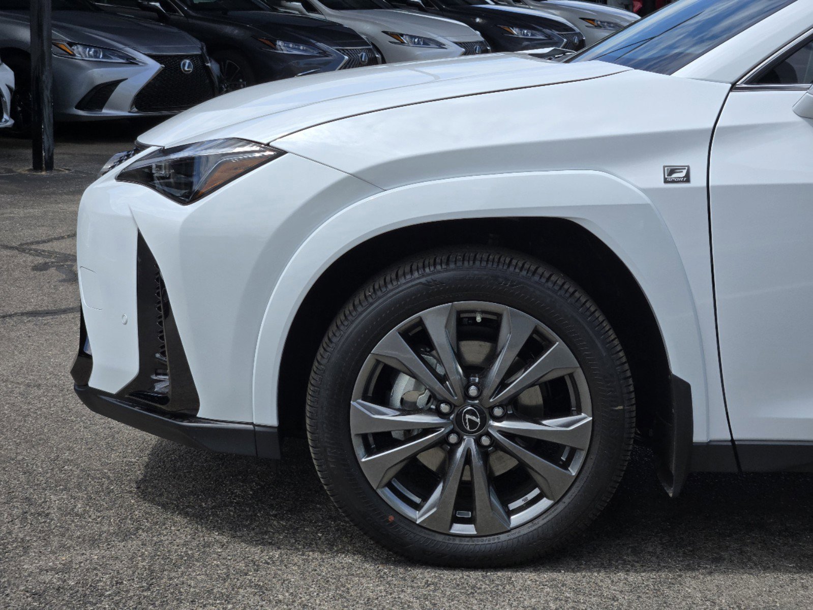 New 2024 Lexus RX 350 F Sport w/ Convenience Package image 5