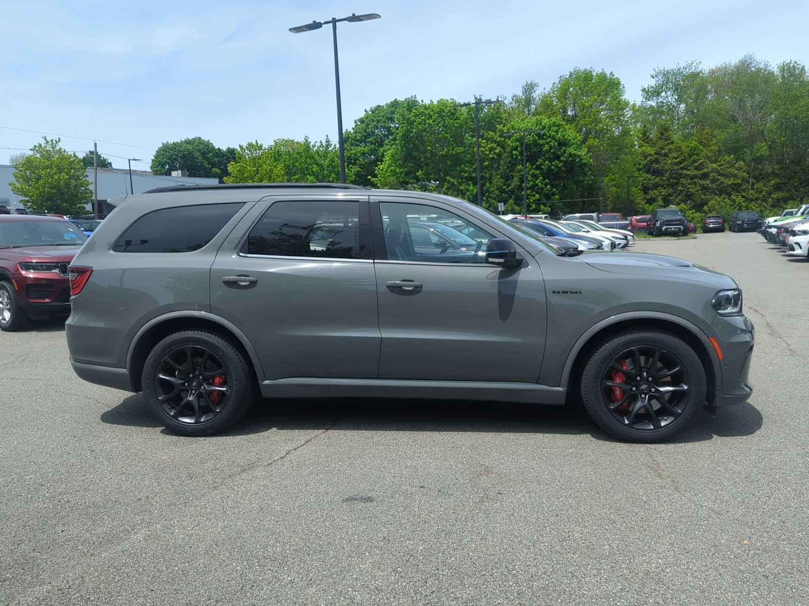 Used 2023 Dodge Durango R/T w/ Tow 'N Go Package AWD/4WD image 7