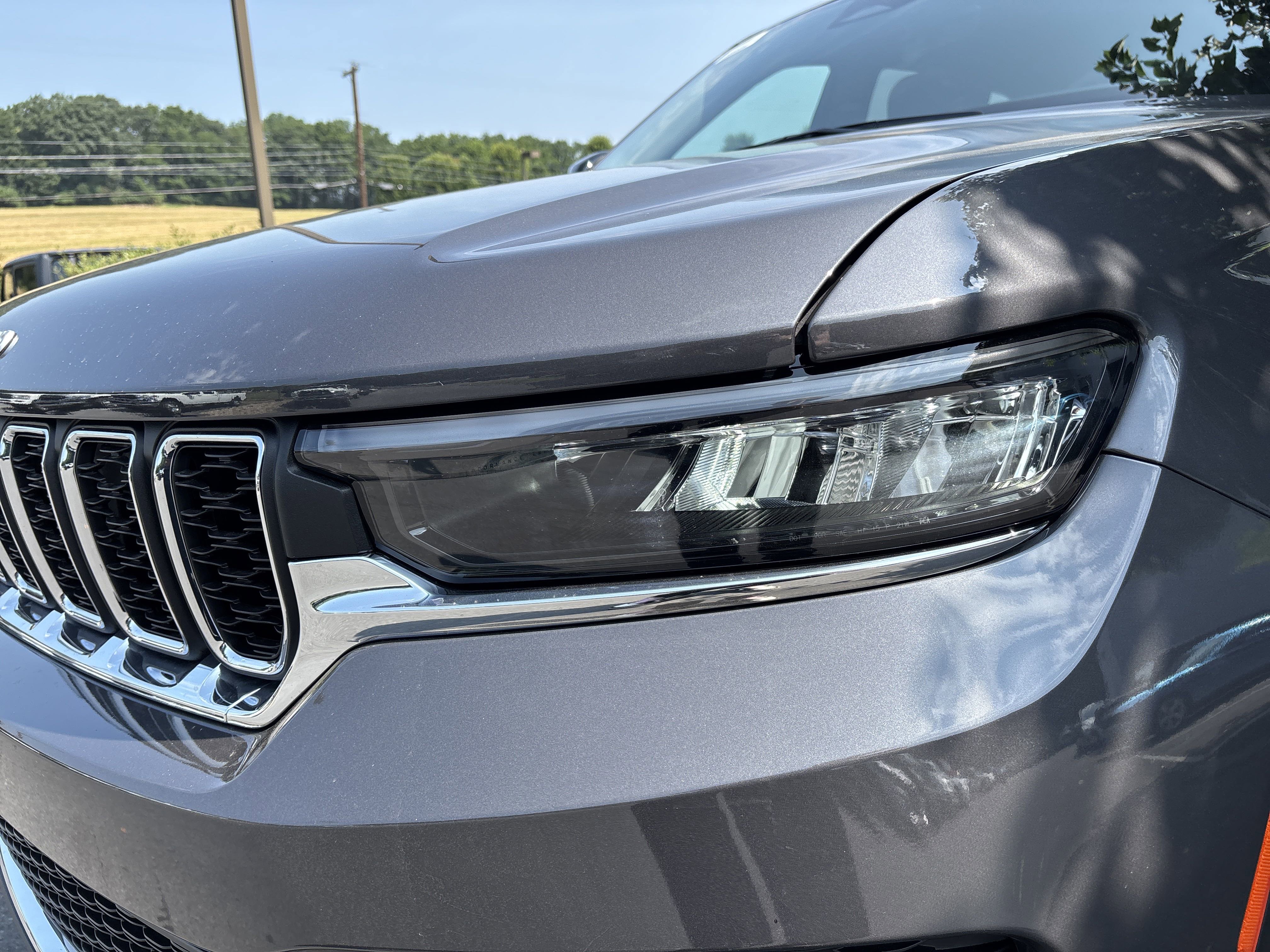 New 2025 Jeep Grand Cherokee Laredo X w/ Luxury Tech Group I image 10