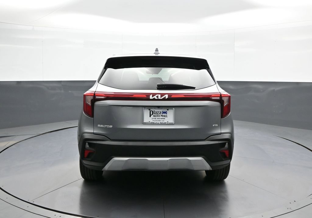 Certified 2024 Kia Seltos LX AWD/4WD image 7