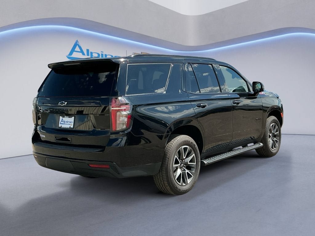 Used 2024 Chevrolet Tahoe Z71 w/ Luxury Package AWD/4WD image 5