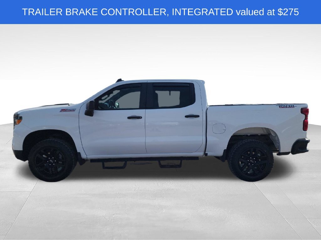 Used 2023 Chevrolet Silverado 1500 Custom Trail Boss AWD/4WD image 4