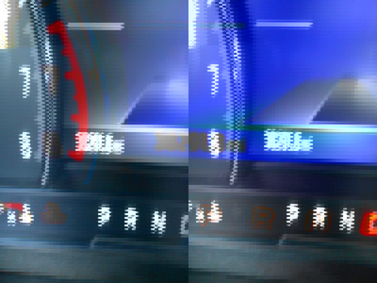 Used 2023 Ford Explorer XLT w/ Equipment Group 202A image 14