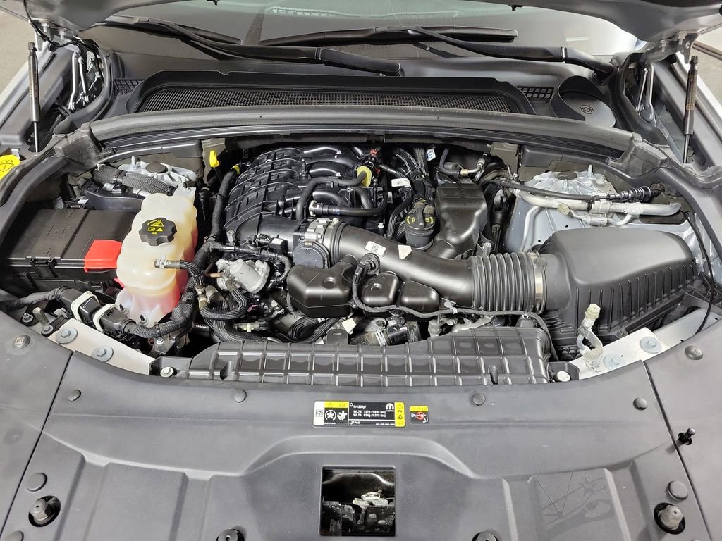 Used 2023 Jeep Grand Cherokee L Laredo RWD image 9