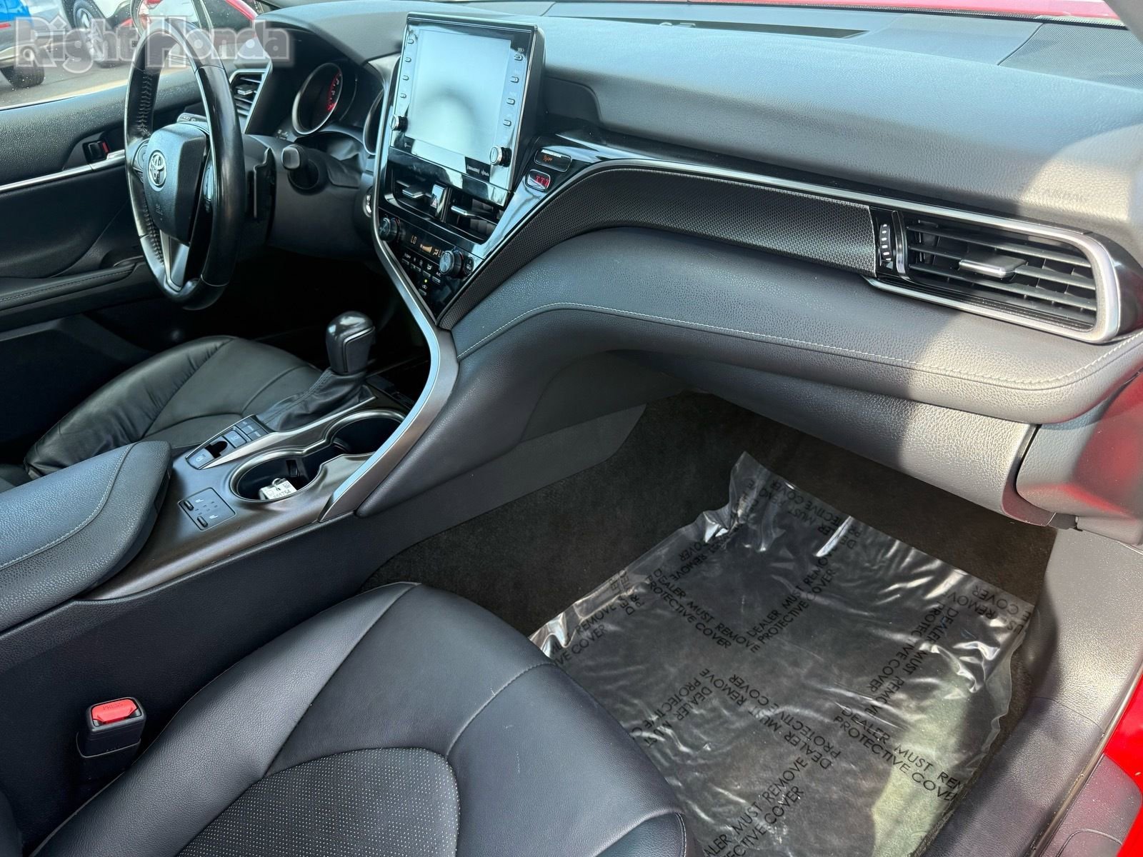 Used 2023 Toyota Camry XSE FWD image 30