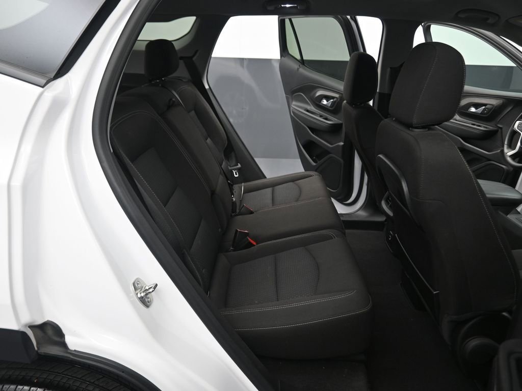 Used 2024 GMC Terrain SLE image 13