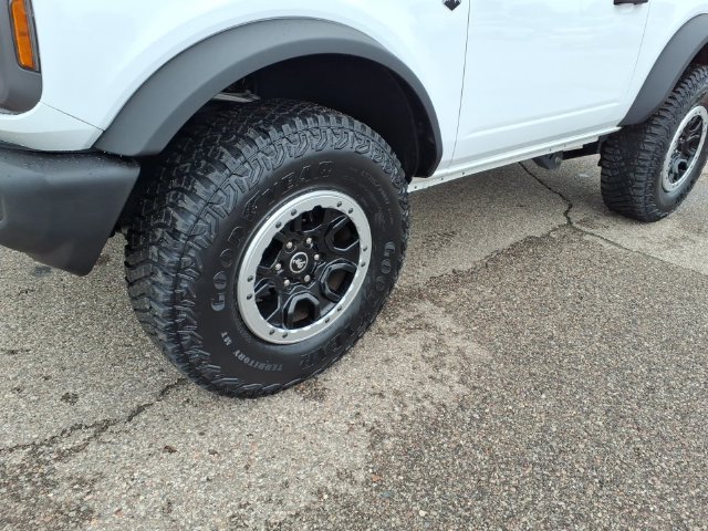 Certified 2022 Ford Bronco Big Bend w/ Sasquatch Package AWD/4WD image 4
