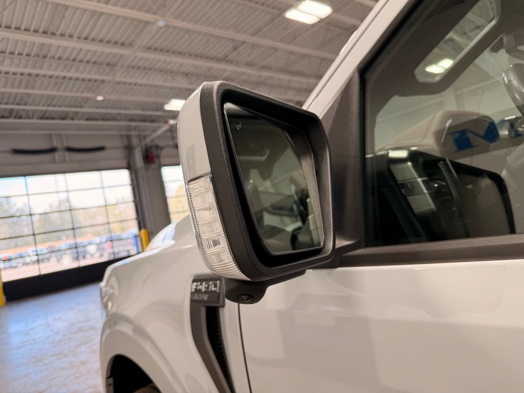 Used 2022 Ford F150 Lariat w/ Equipment Group 502A High AWD/4WD image 19