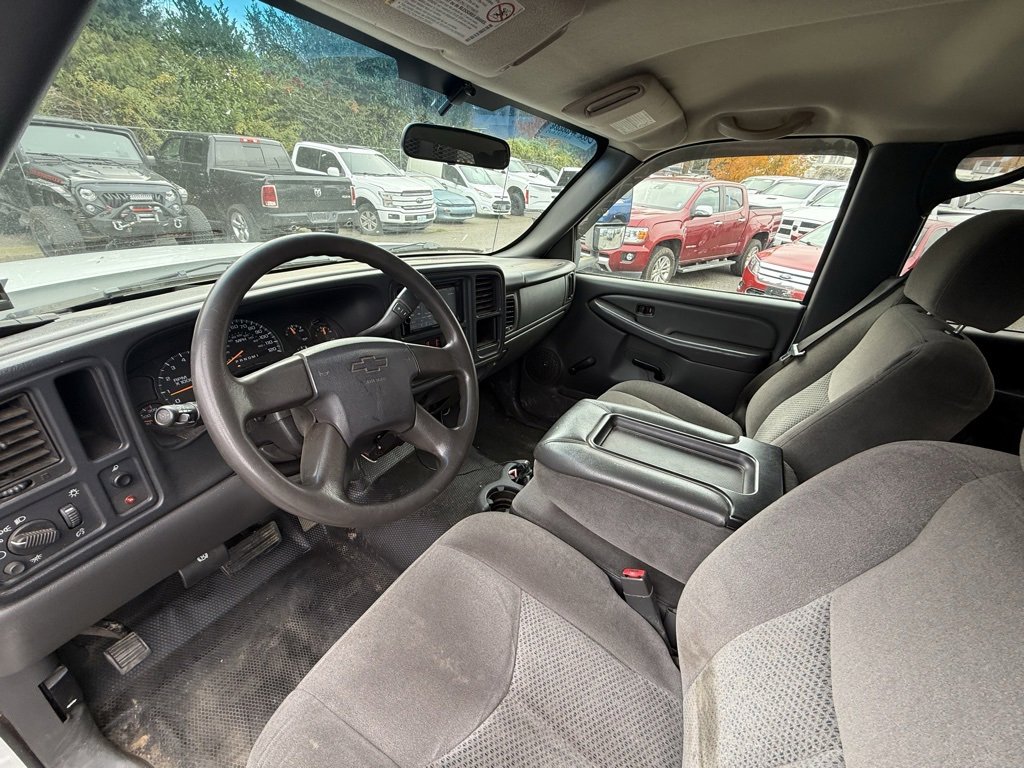 Used 2007 Chevrolet Silverado 3500 W/T image 8