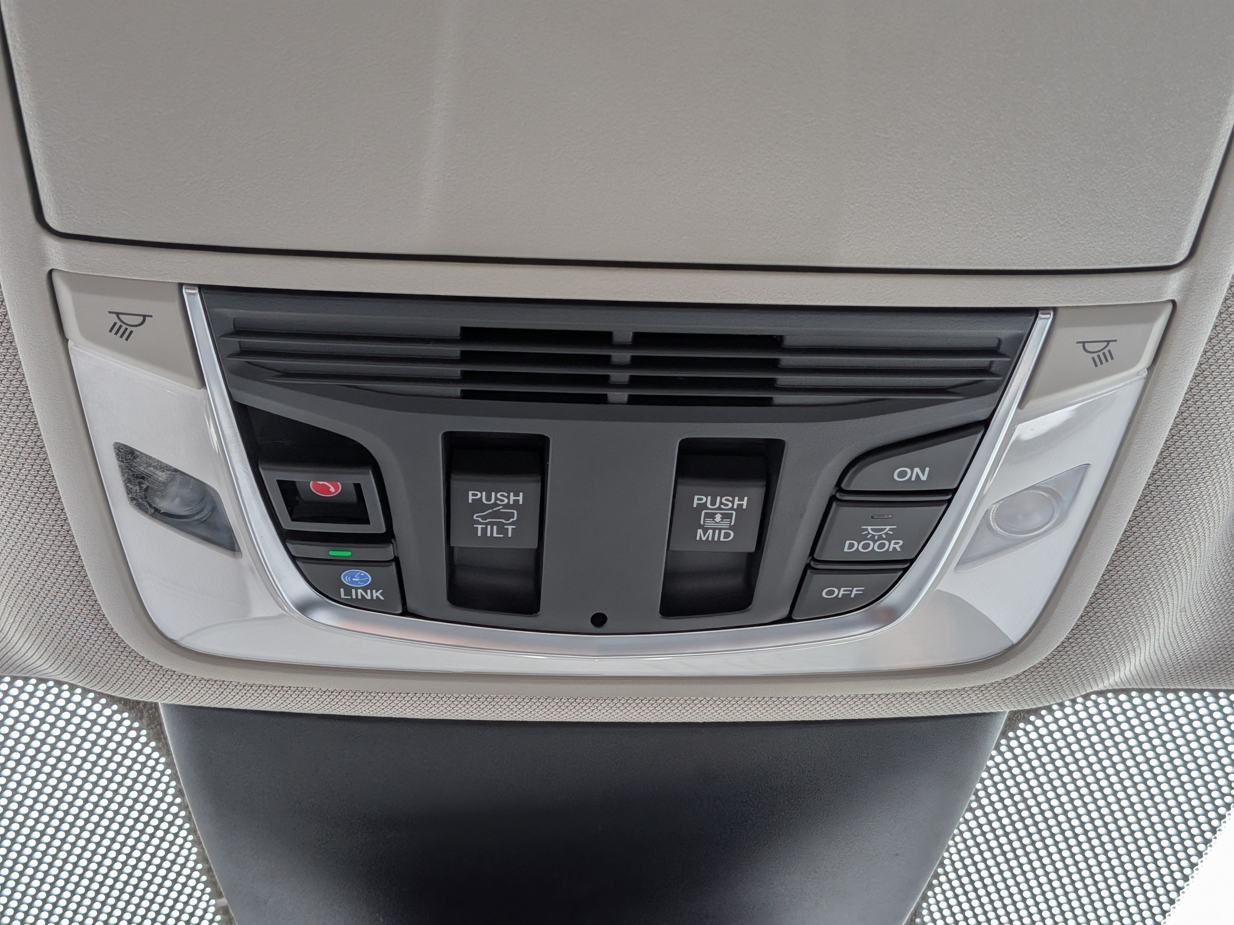 Used 2024 Acura MDX FWD w/ Technology Package image 34