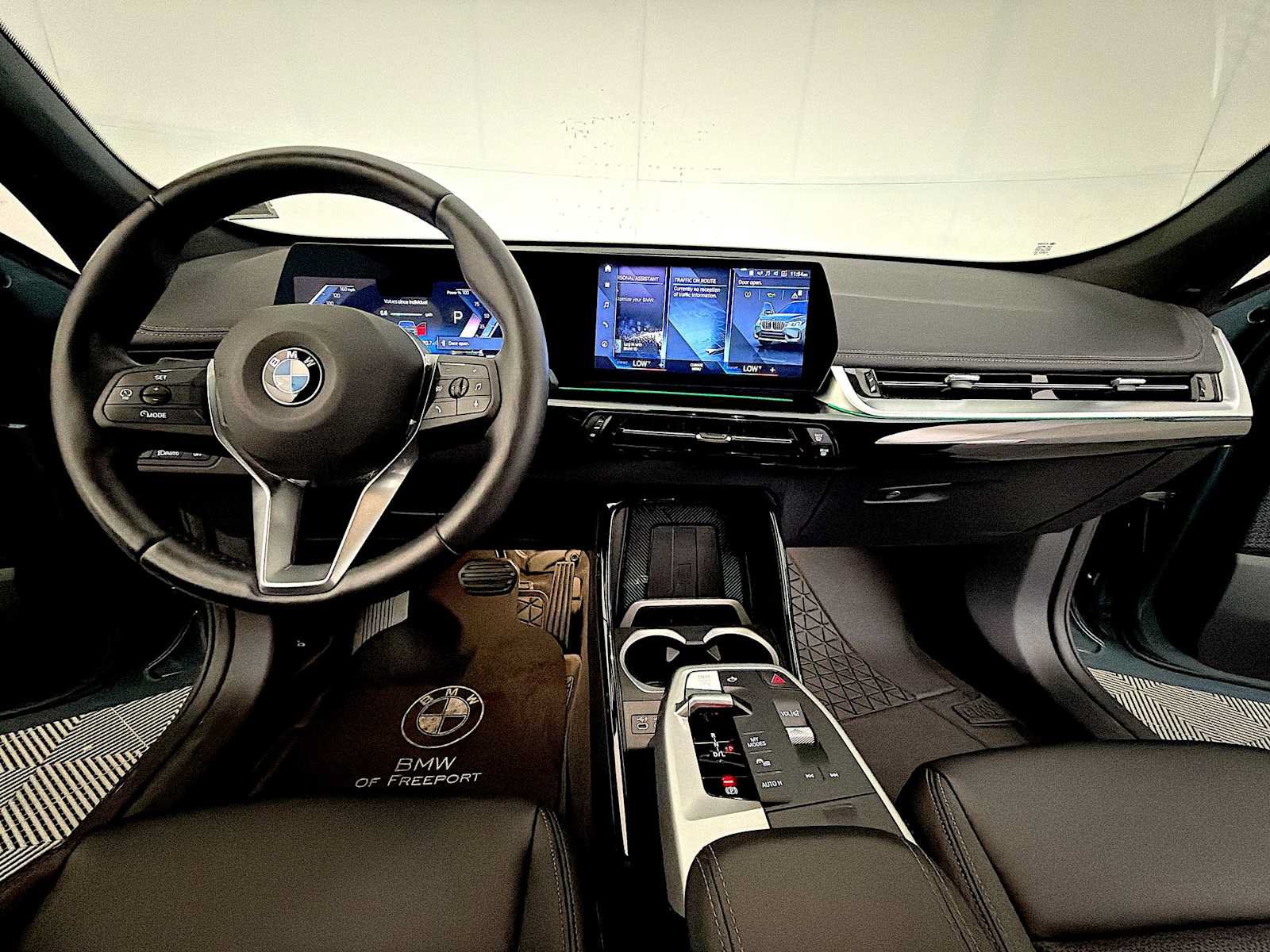 Used 2023 BMW X1 xDrive28i w/ Convenience Package AWD/4WD image 12