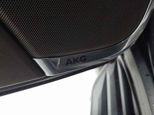 Certified 2024 Cadillac Escalade Sport w/ LPO, ONYX Package image 20