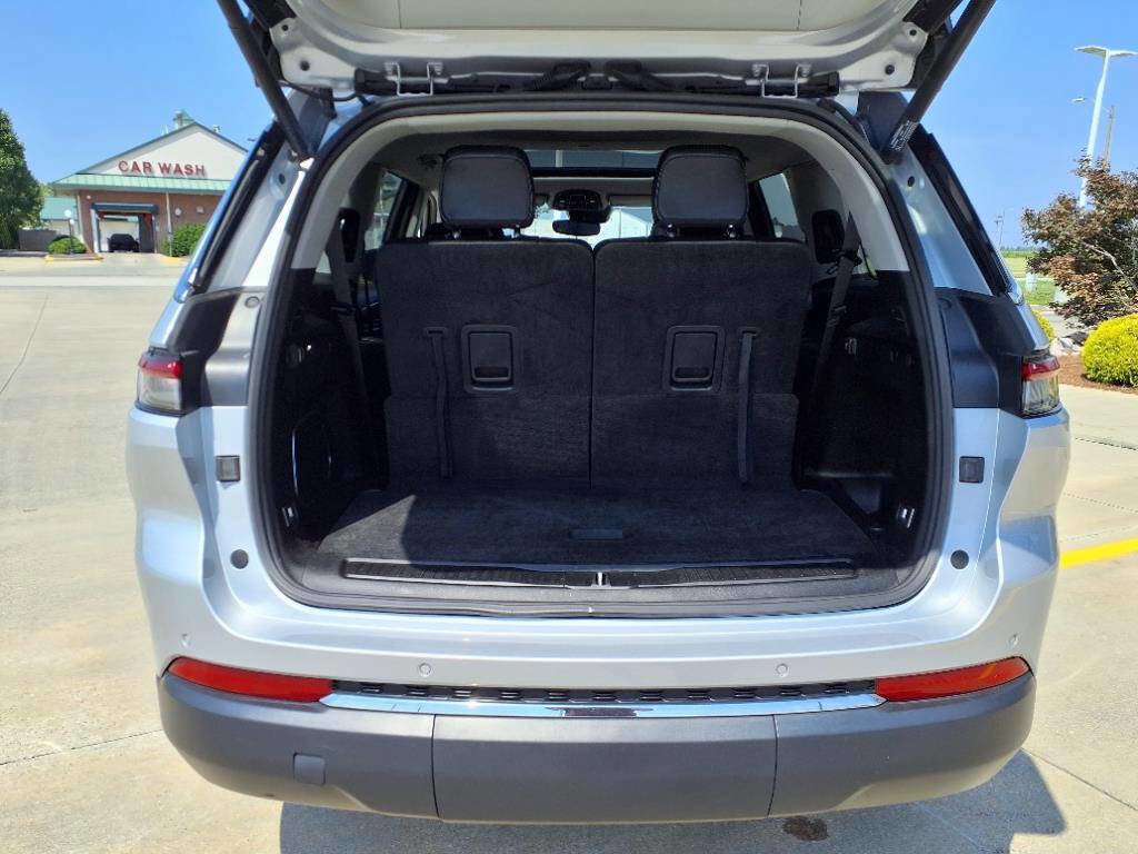 Used 2022 Jeep Grand Cherokee L Limited image 26