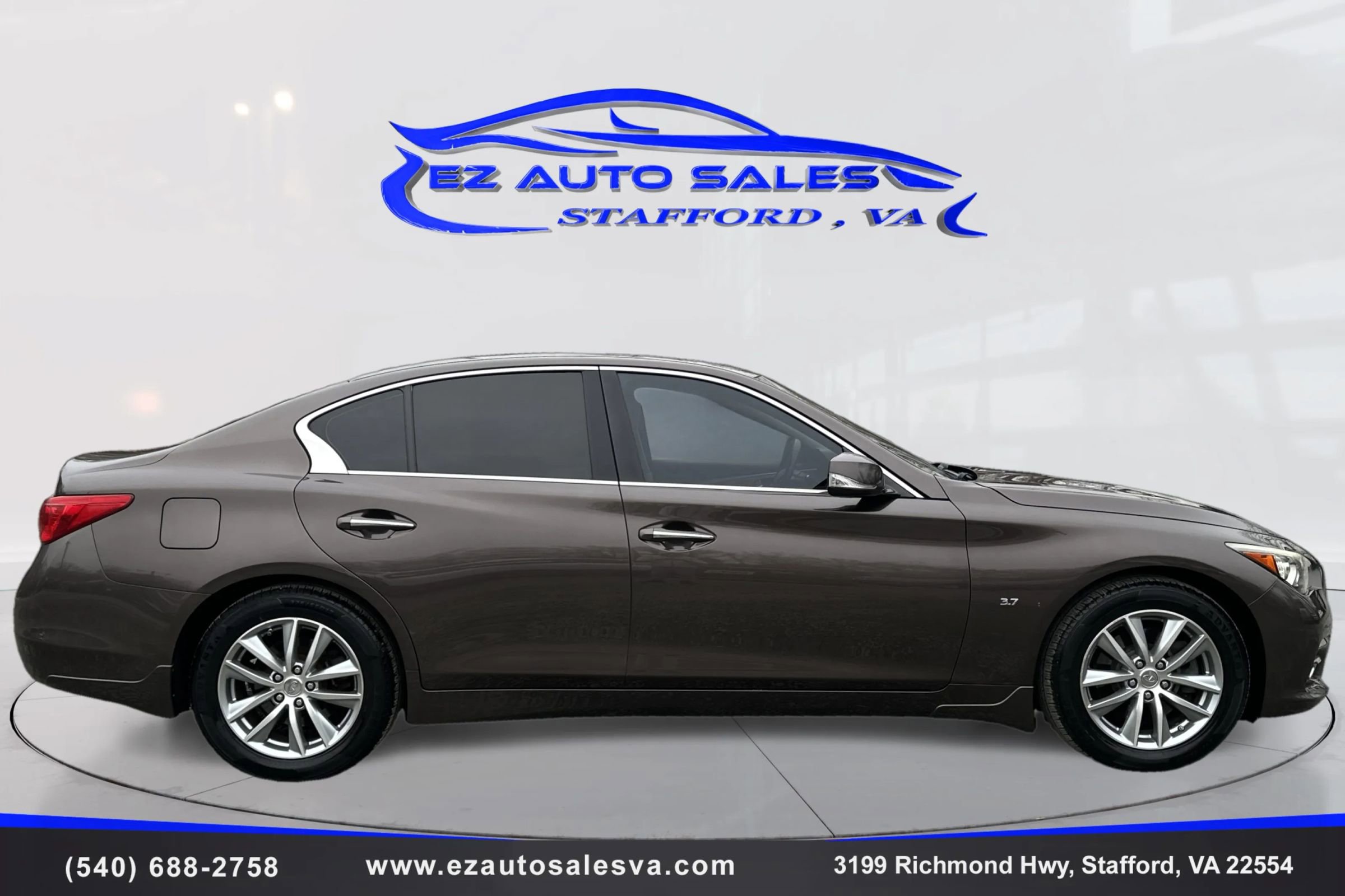 Used 2015 INFINITI Q50 Premium w/ Navigation Package image 4
