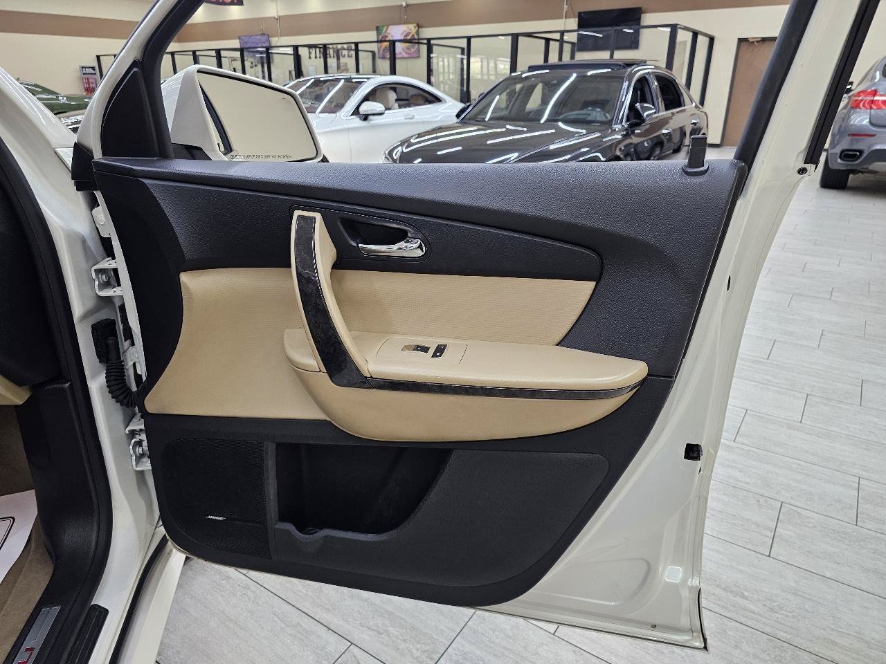 Used 2012 GMC Acadia Denali FWD image 40