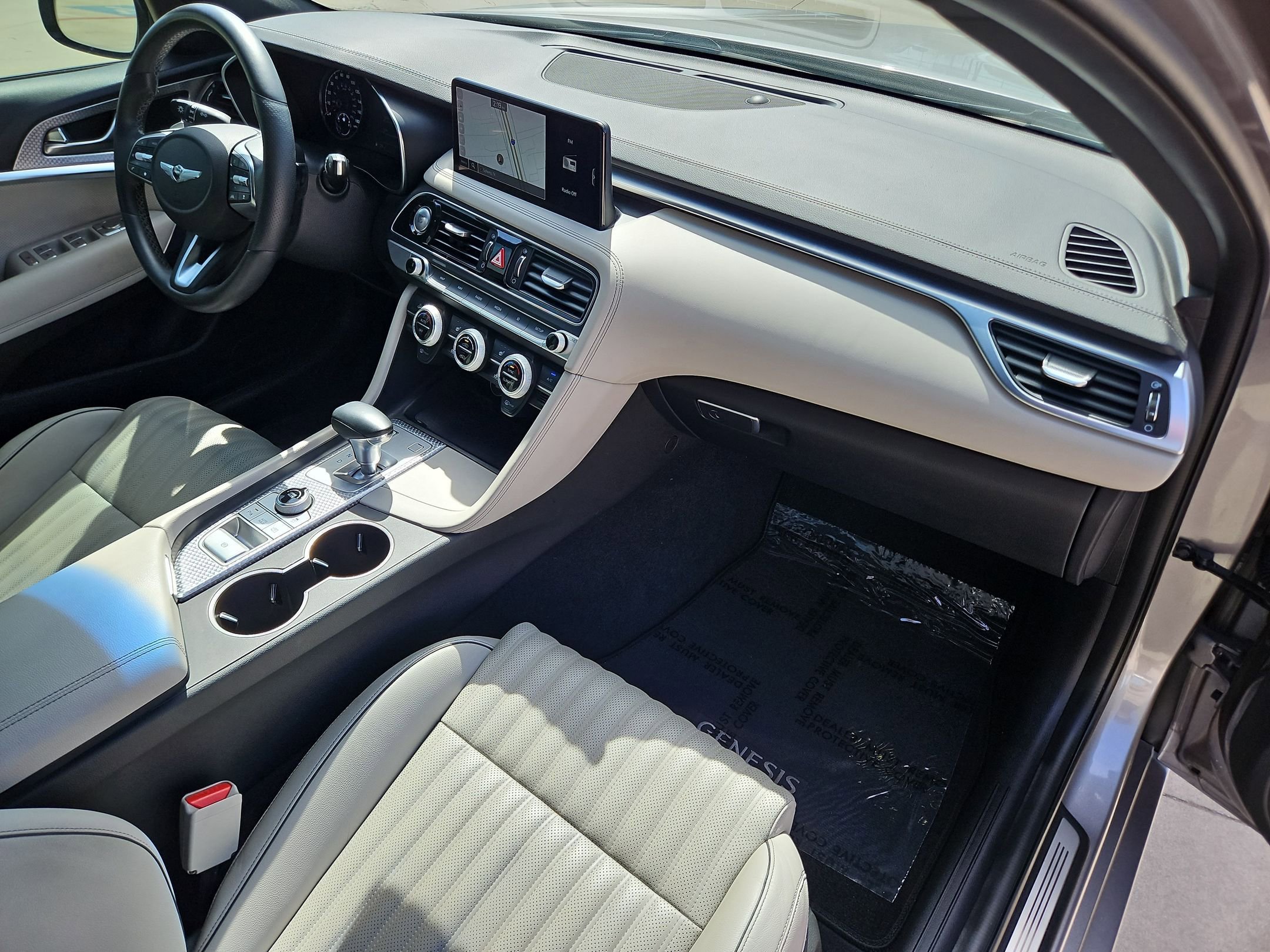 Used 2022 Genesis G70 3.3T w/ Sport Advanced Package image 31