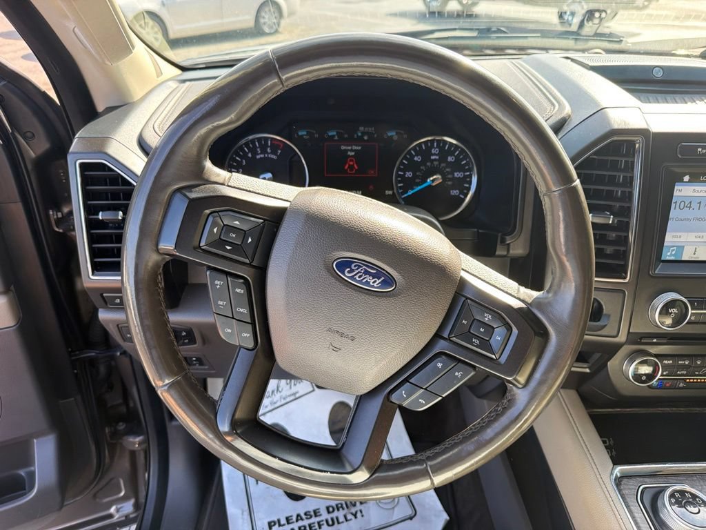 Used 2018 Ford Expedition Max Limited RWD image 18