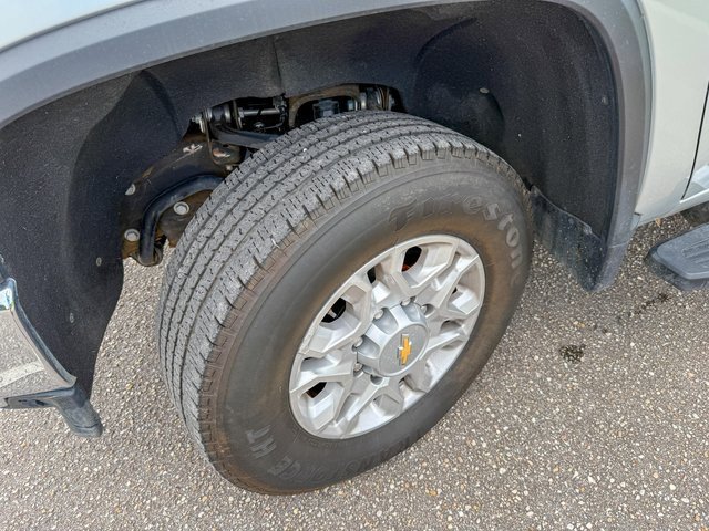 Used 2023 Chevrolet Silverado 3500 LT image 8