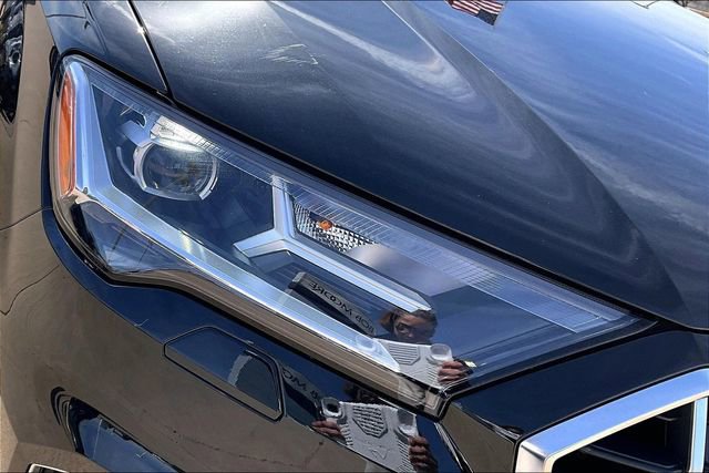 Used 2023 Audi Q7 3.0T Premium Plus w/ Premium Plus Package AWD/4WD image 31