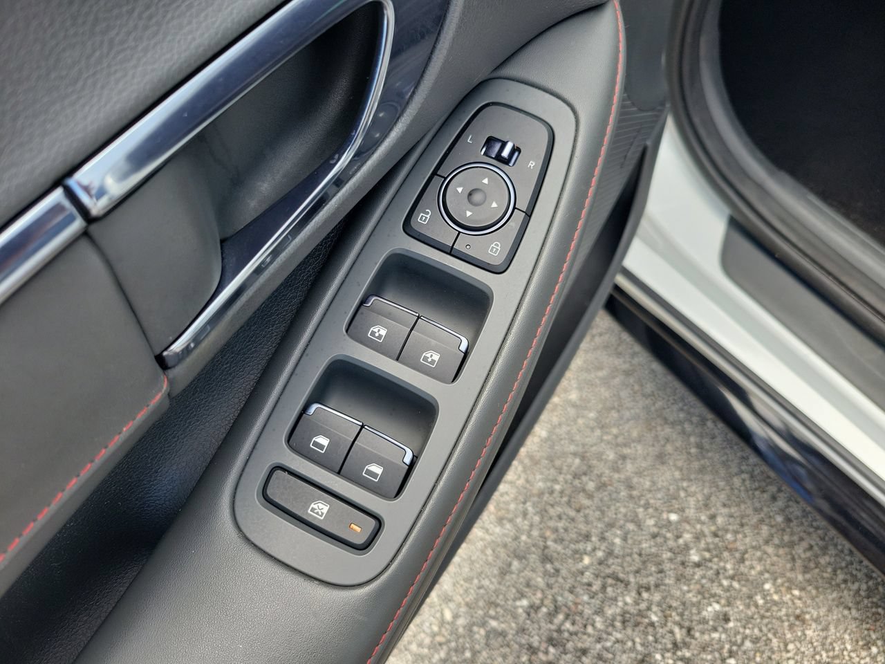 Used 2022 Hyundai Sonata N Line FWD image 15