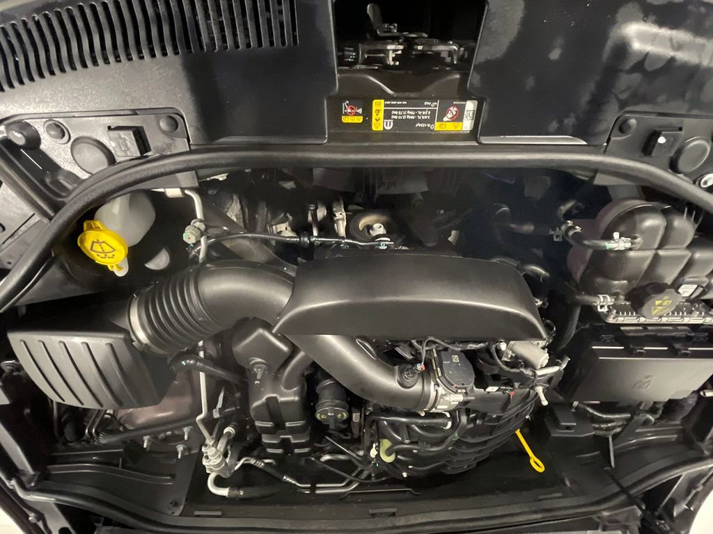 Used 2025 Dodge Durango GT AWD/4WD image 41