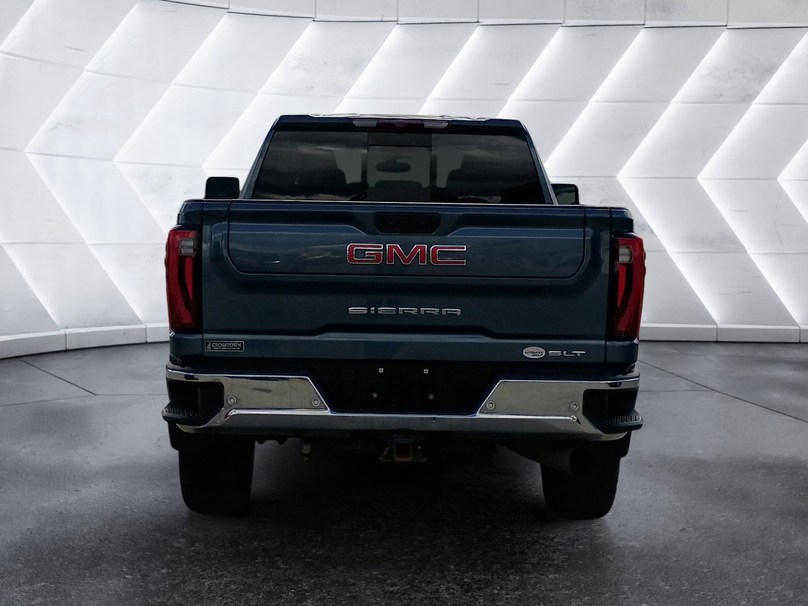 Used 2024 GMC Sierra 2500 SLT w/ SLT Premium Package AWD/4WD image 6
