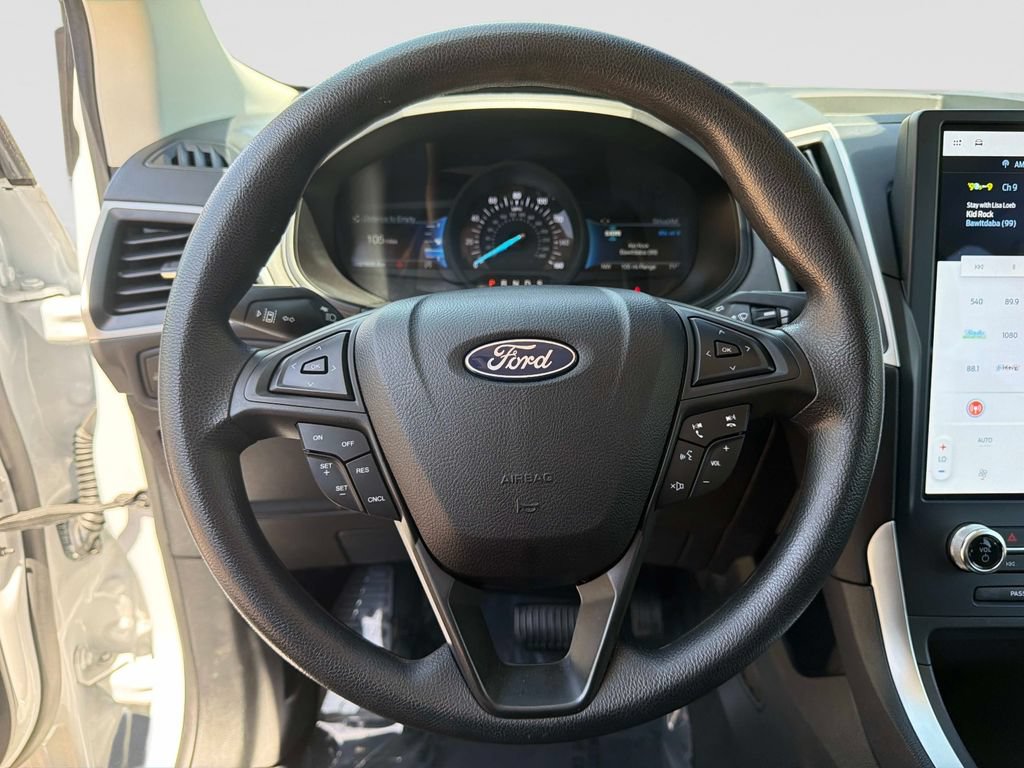 Used 2024 Ford Edge SE w/ Black Appearance Package AWD/4WD image 28