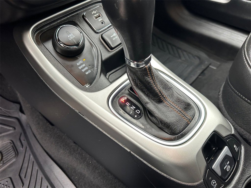 Used 2021 Jeep Compass Latitude w/ Convenience Group image 21