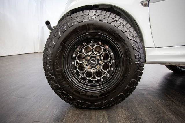 Used 2013 smart fortwo Coupe image 36