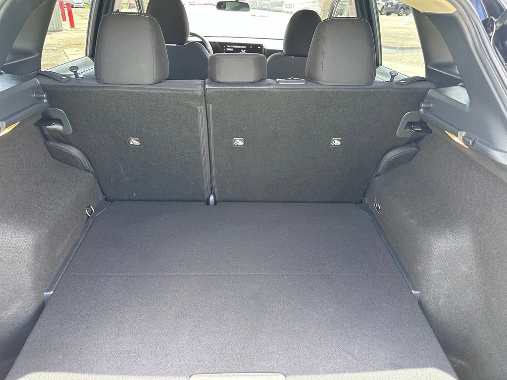 Used 2025 Nissan Kicks SV FWD image 30