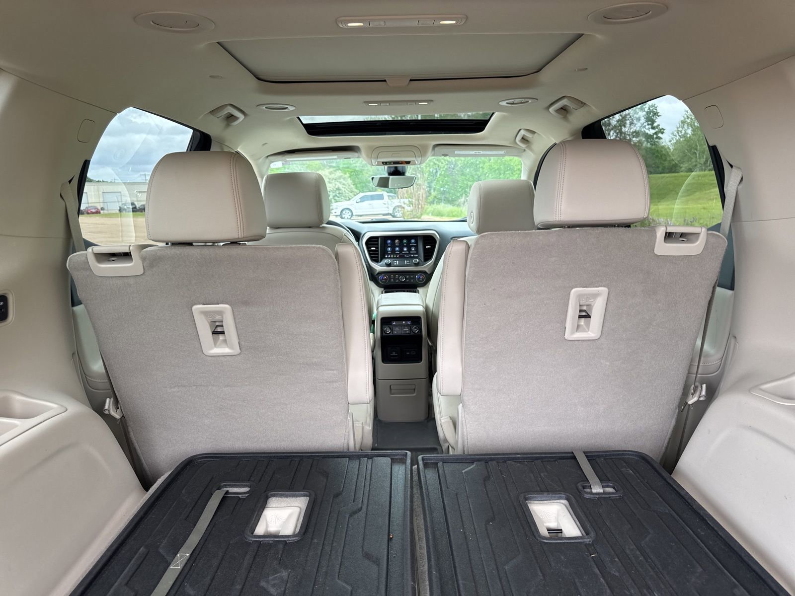 Used 2021 GMC Acadia Denali w/ Denali Technology Package image 22