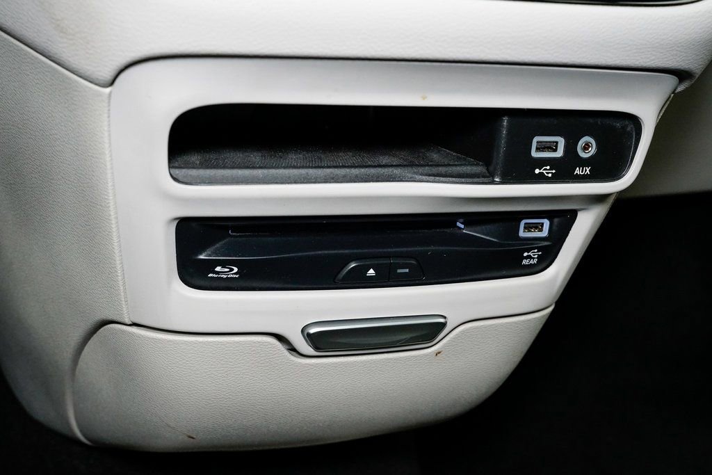 Used 2019 Chrysler Pacifica Touring-L Plus w/ Advanced Safetytec Group image 22