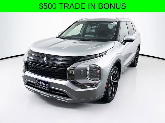 Used 2022 Mitsubishi Outlander SEL video 3