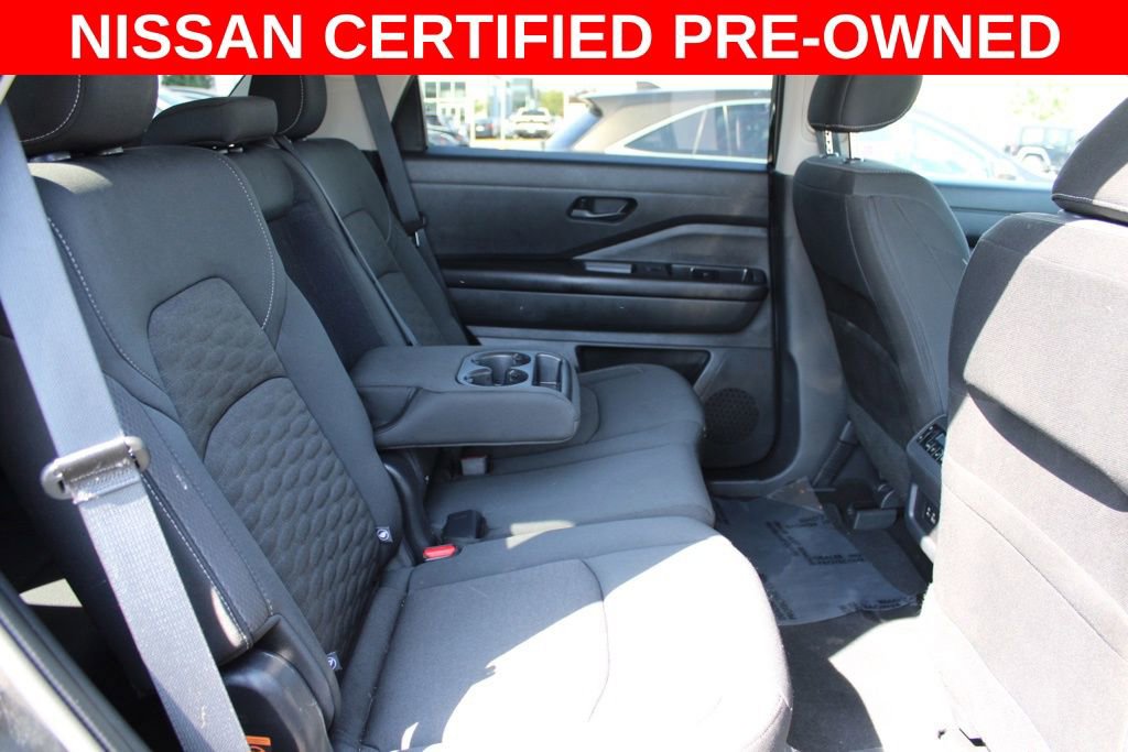Certified 2024 Nissan Pathfinder SV image 23