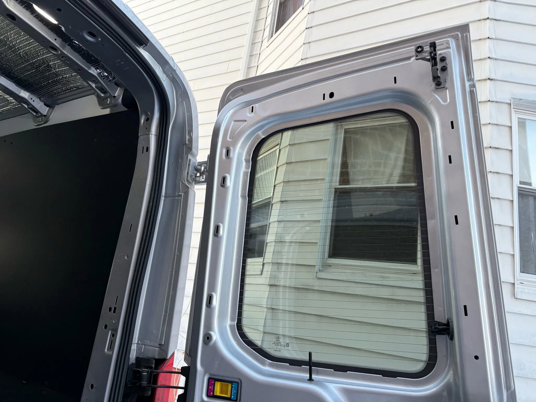 Used 2019 Ford Transit 150 148 Medium Roof w/ Premium Package image 25