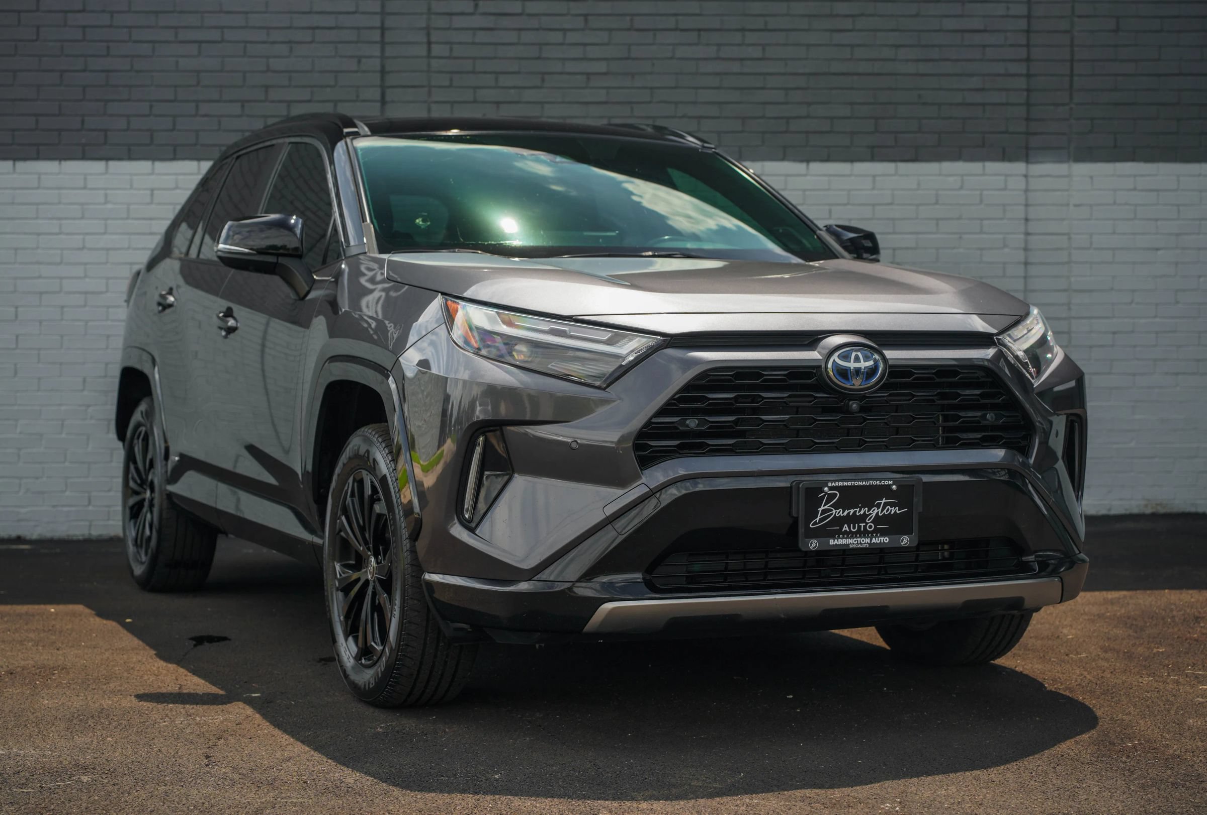 Used 2022 Toyota RAV4 XSE AWD/4WD image 3