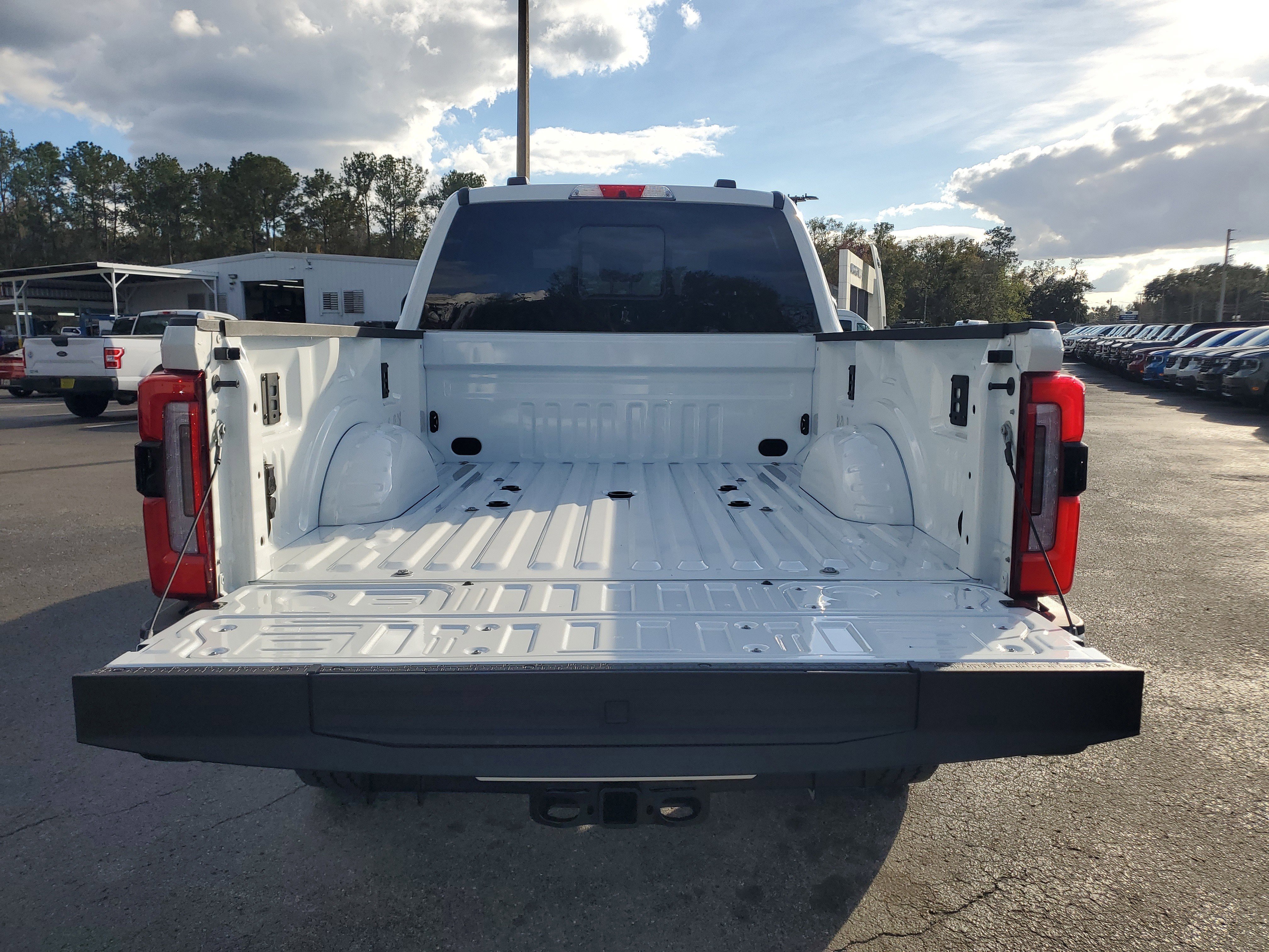 New 2026 Ford F350 Platinum w/ Platinum Plus Package image 10
