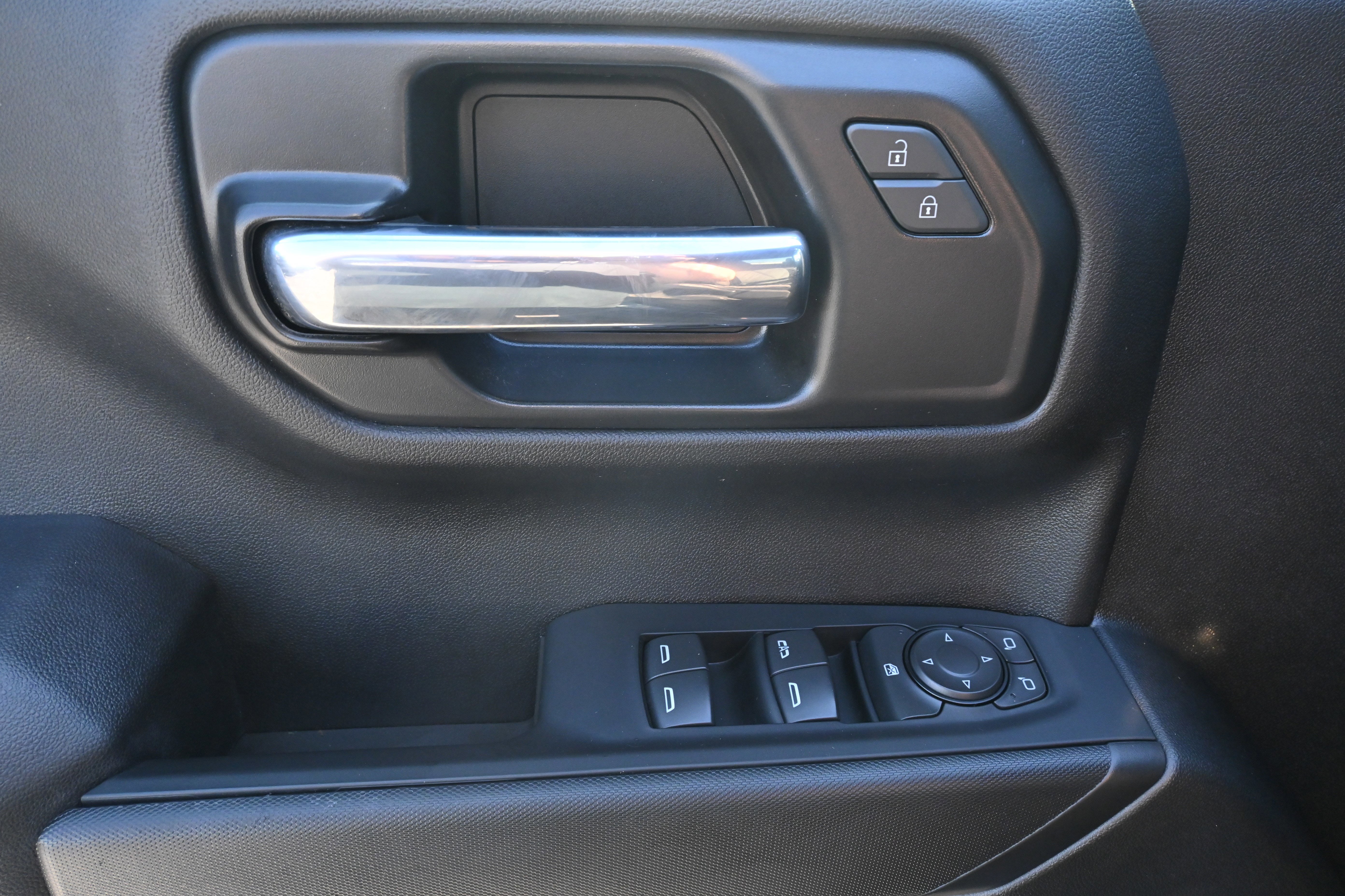 Used 2021 Chevrolet Silverado 1500 Custom Trail Boss w/ Safety Confidence Package image 29