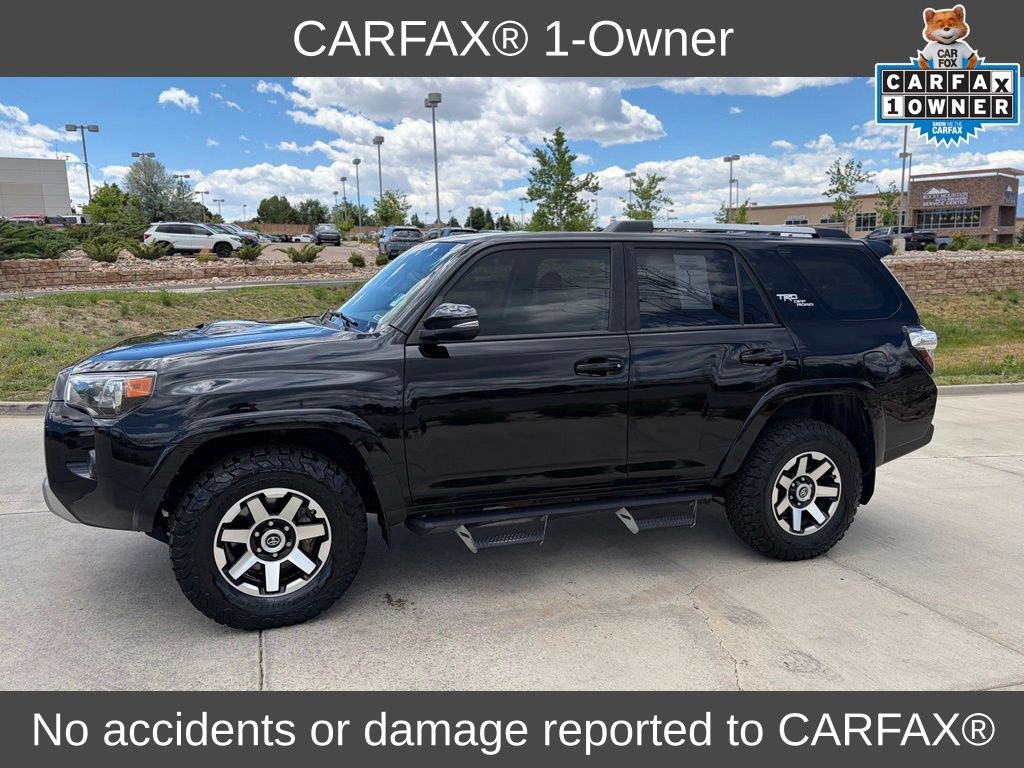 Used 2018 Toyota 4Runner TRD Off-Road Premium AWD/4WD image 2