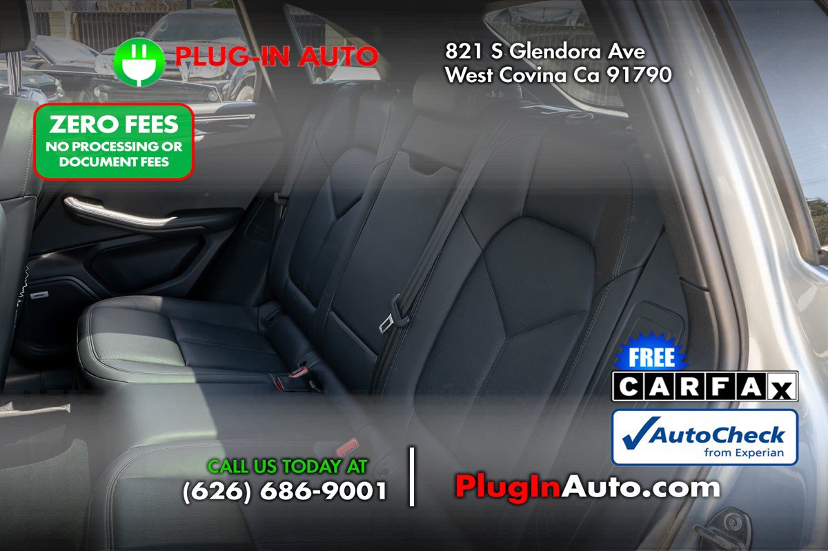 Used 2019 Porsche Macan AWD/4WD image 11