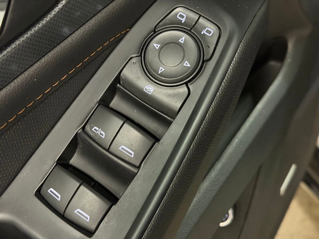 Used 2019 Chevrolet Traverse Premier w/ Redline Edition image 36