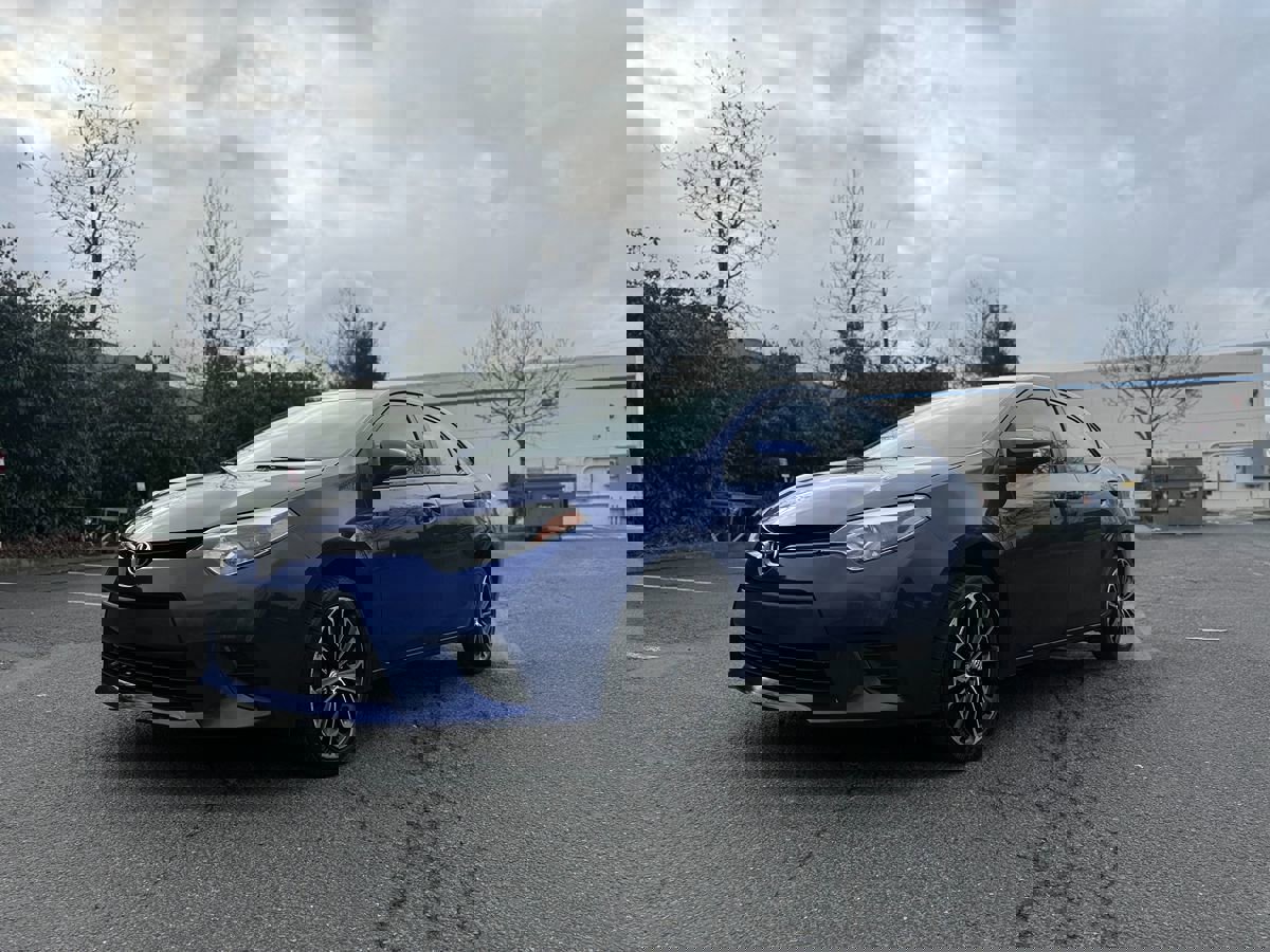 Used 2014 Toyota Corolla S image 2