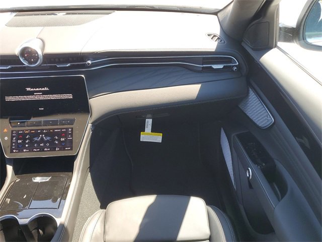 New 2024 Maserati Grecale GT image 15