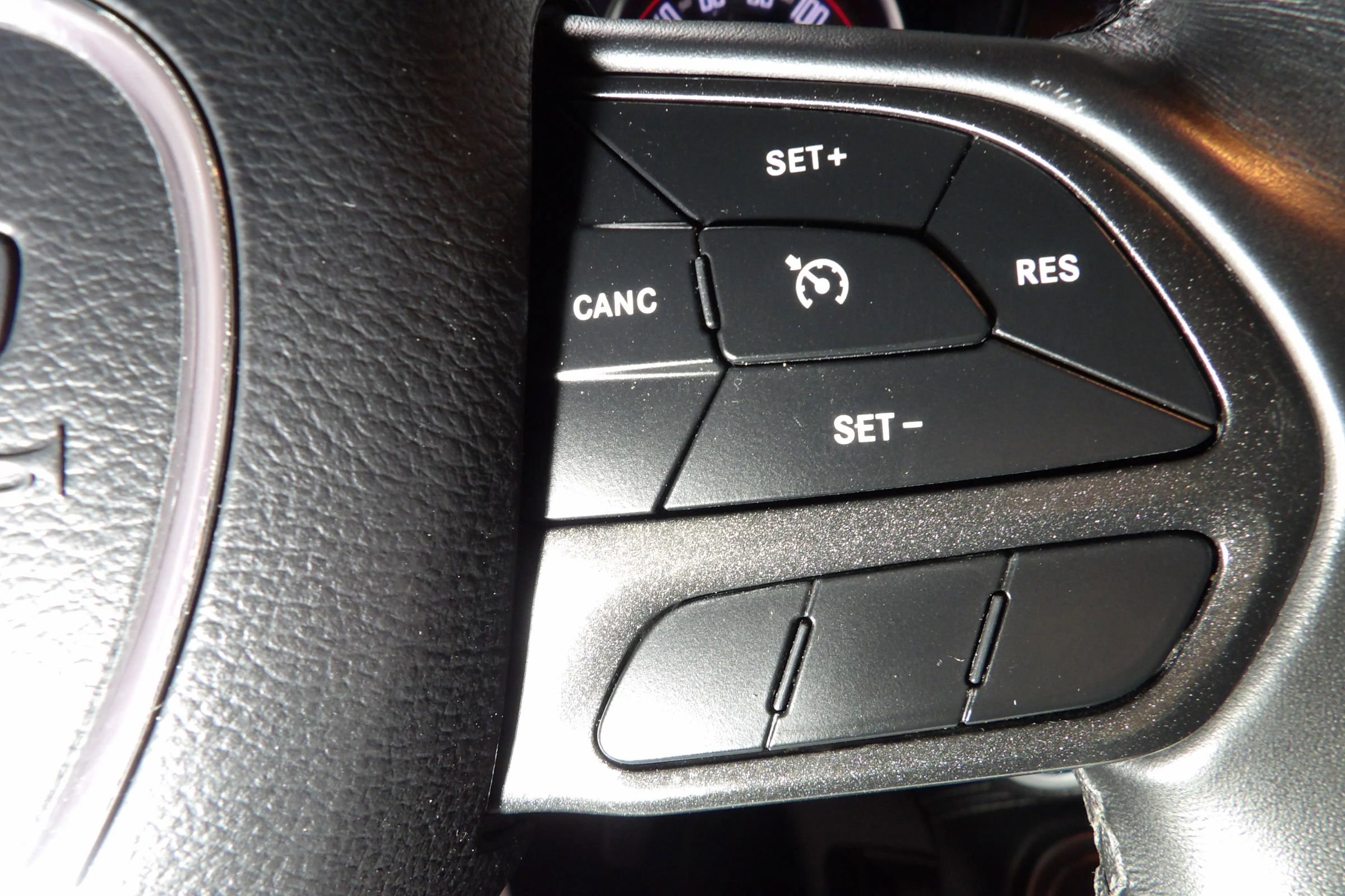 Used 2023 Dodge Challenger SXT image 19