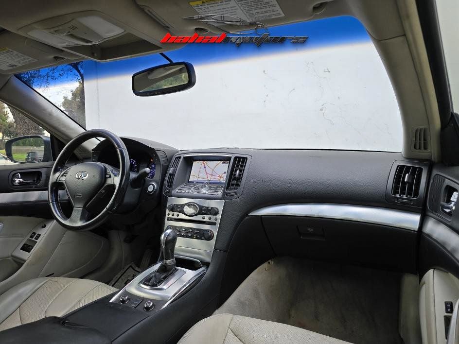 Used 2013 INFINITI G37 x w/ Premium Pkg image 15