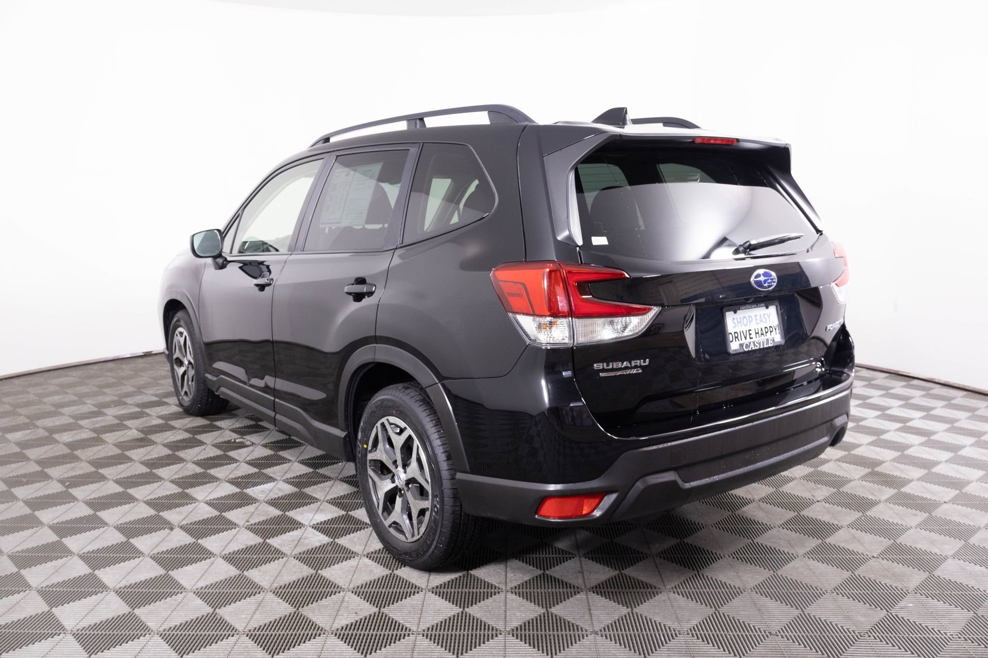 Used 2021 Subaru Forester Premium image 13
