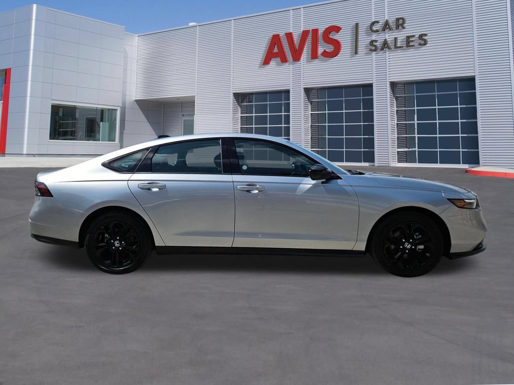 Used 2025 Honda Accord SE image 5