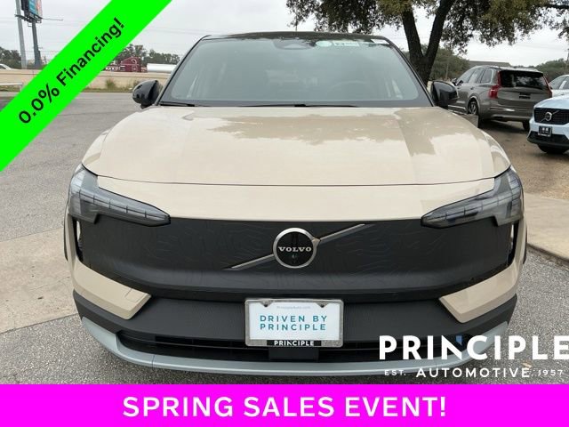 New 2026 Volvo EX30 Cross Country Ultra image 3